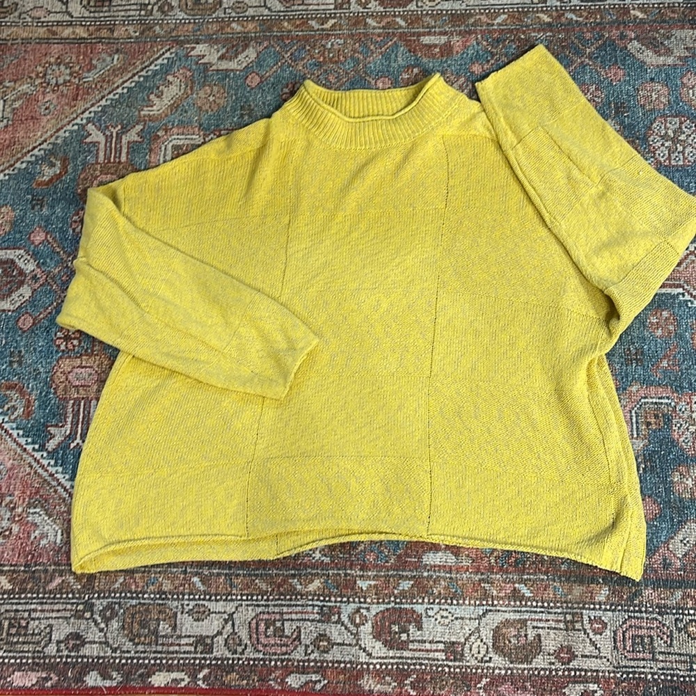 Free People Beach sweater. Great used condition.